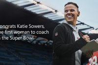 女性かつLGBTのNFLコーチをCM起用したマイクロソフトの狙いとは